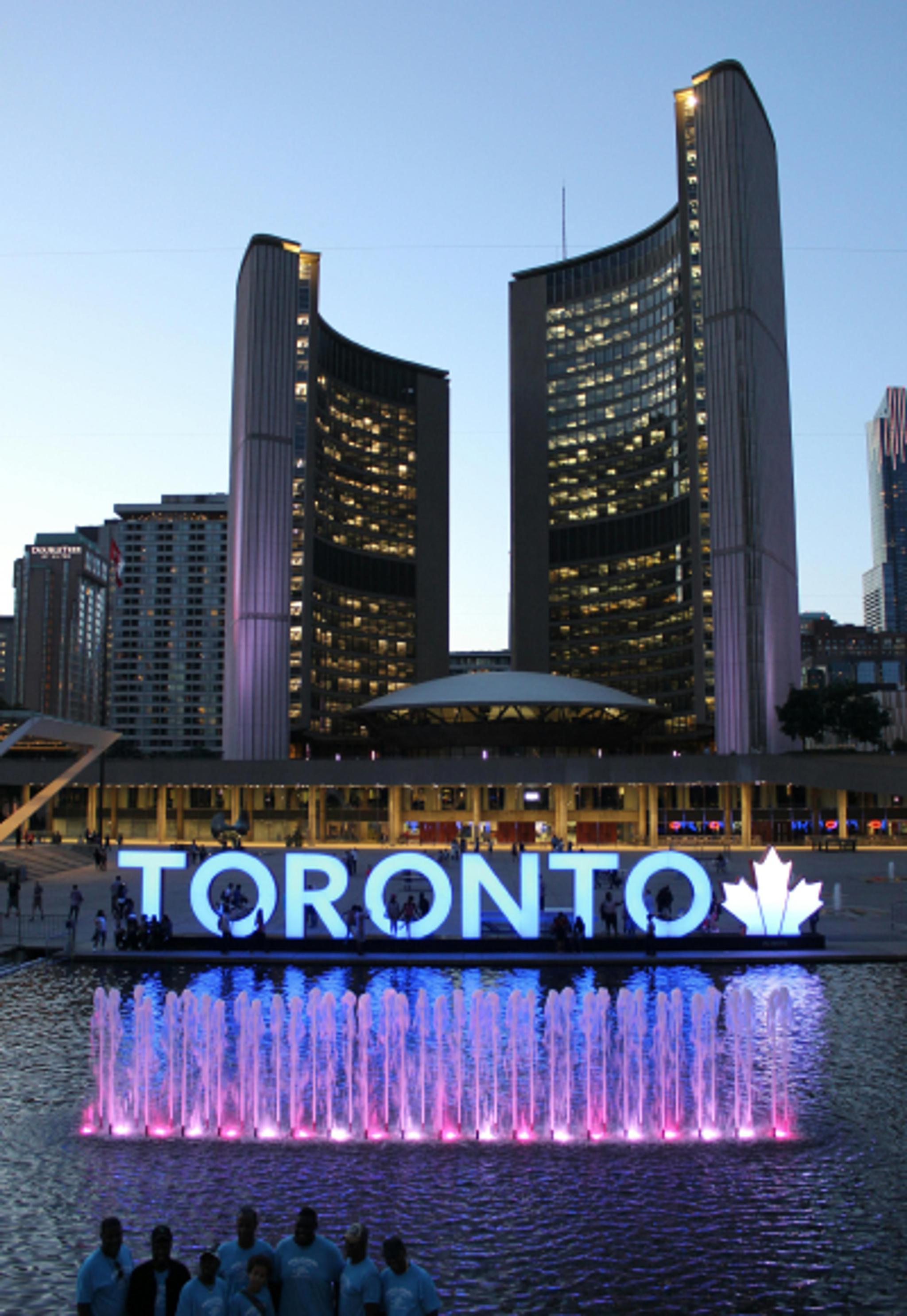 Toronto (YYZ)