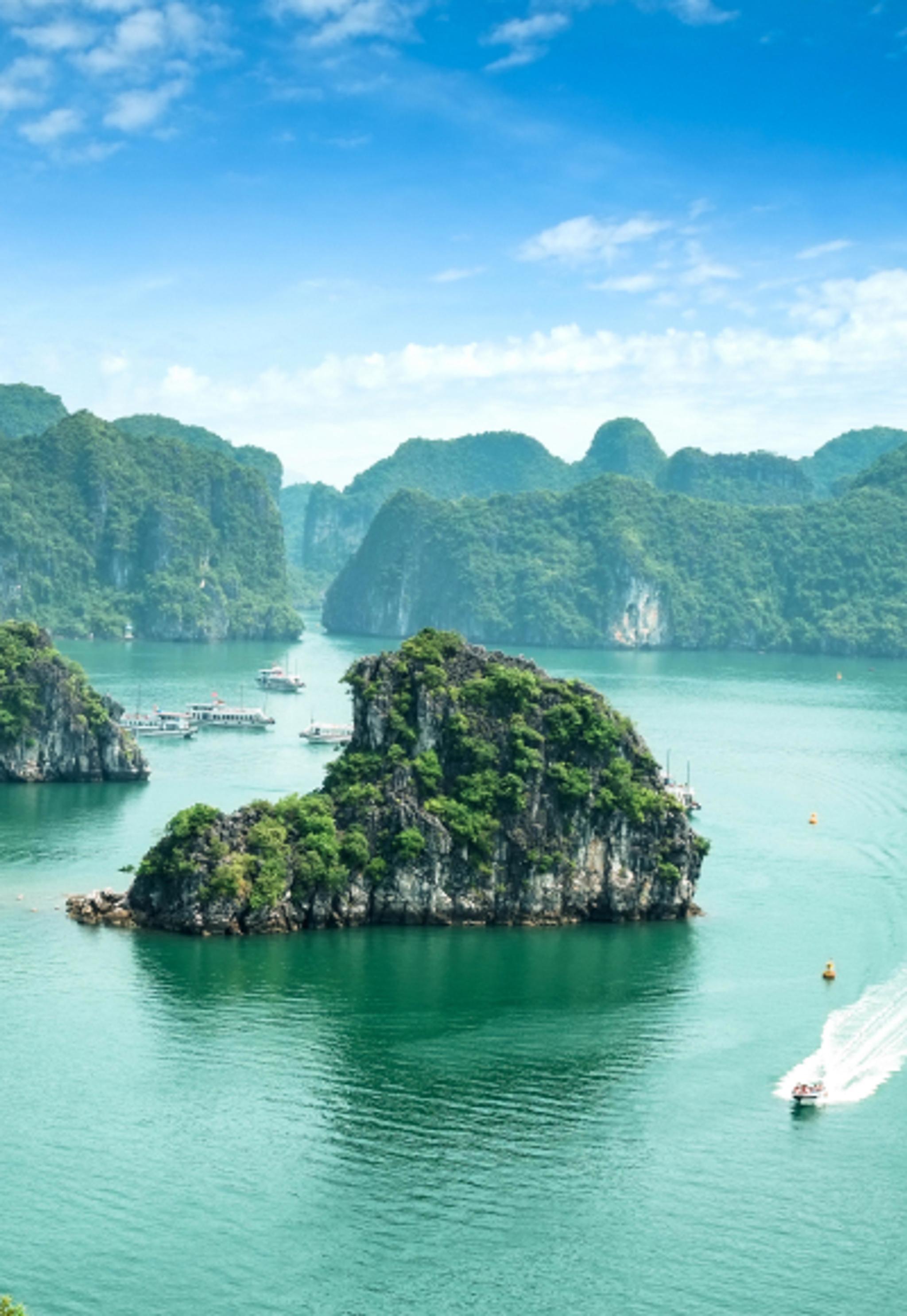 Ha Long Bay